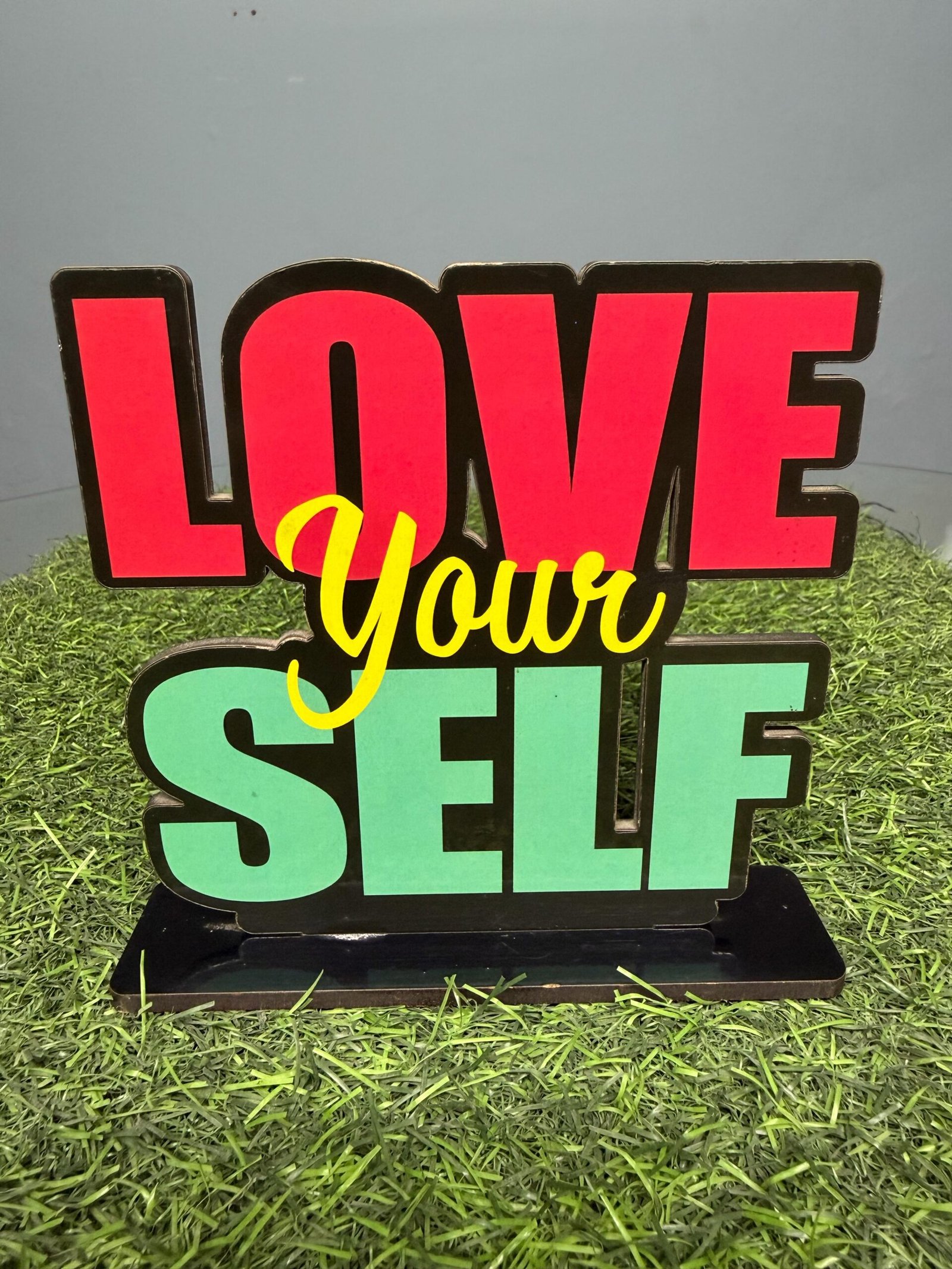 Love Yourself Table Stand